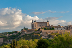 Alcázar entre nubes