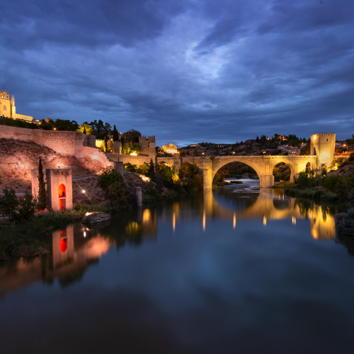 Baño de la Cava y Puente de San Martín