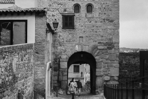Puerta de Valmardón