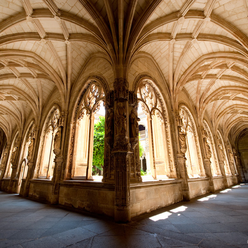 San Juan de los Reyes (Claustro bajo)